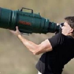 Запрета на фотографирование административных зданий в Беларуси нет, но задержать могут