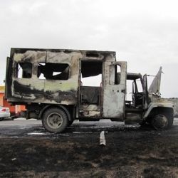 Следствие в Лельчицах: фургон сгорел, рабочие получили ожоги