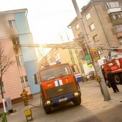 В Гомеле из горящей квартиры спасена девушка