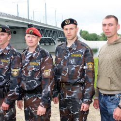 Самоубийство двух школьниц предотвратили гомельские милиционеры