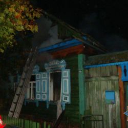 В Гомельском районе спасатели нашли труп под обломками горевшего дома