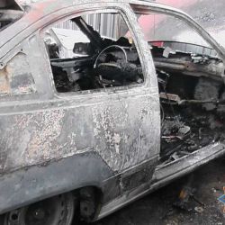 В Гомеле в частном секторе сгорели два автомобиля (фото)