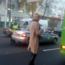 В центре города  автобус столкнулся с легковушкой