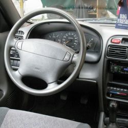 «Неловкий» штурман: в Жлобинском районе пассажирка «схватилась» за руль и авто опрокинулось