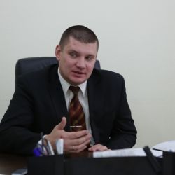Начальник отдела  по раскрытию преступлений  в сфере высоких технологий  УВД Гомельского облисполкома  Андрей Серафимович:  ЗА ВИРТУАЛЬНЫЕ  ПРЕСТУПЛЕНИЯ  ГРОЗЯТ  РЕАЛЬНЫЕ СРОКИ