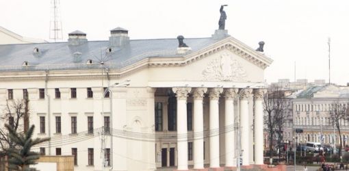 ГОМЕЛЬСКИЙ ОБЛАСТНОЙ ДРАМАТИЧЕСКИЙ ТЕАТР ПРЕДСТАВИТ ХРОНИКУ СЕМЕЙНОГО АПОКАЛИПСИСА «ГАНДИ МОЛЧАЛ ПО СУББОТАМ»